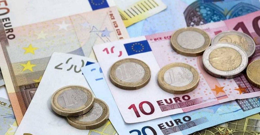 كم سعر اليورو مقابل الليرة السورية